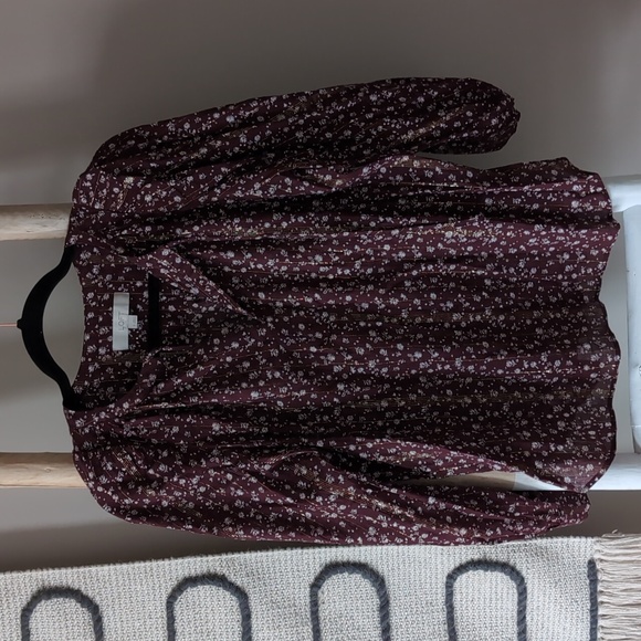 LOFT Burgundy & Gold Floral Blouse - Small - Picture 6 of 6